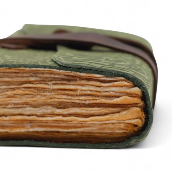 Cuaderno grueso de cuero con borde deckle – Patrón de laberinto verde – 12.7×8.9 cm