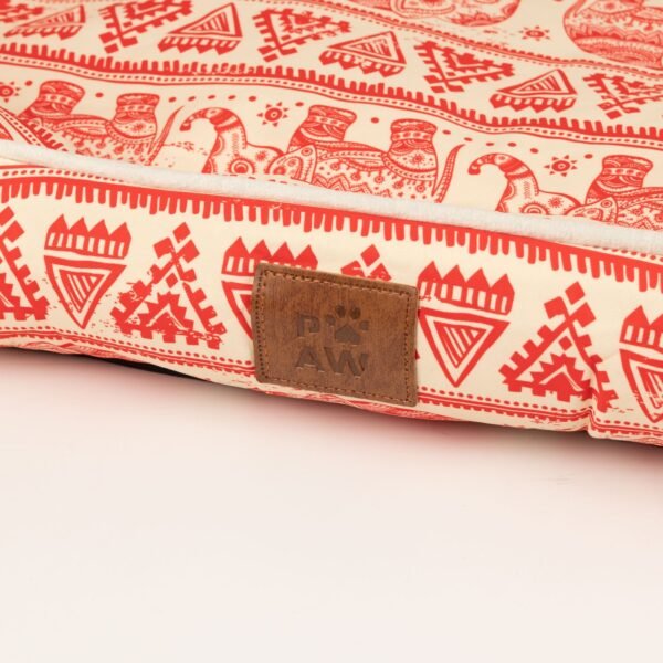 PAW Bed – Lucky Elephant – Rojo – 60 × 50 × 14cm